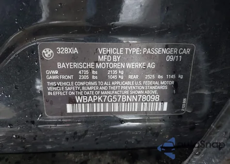 2011 BMW 328I xDrive z USA, uszkodzony, nr VIN WBAPK7G57BNN78098